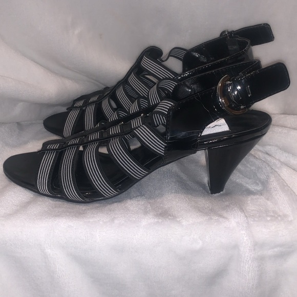 AJ Valenci Sandal heels - Picture 4 of 16